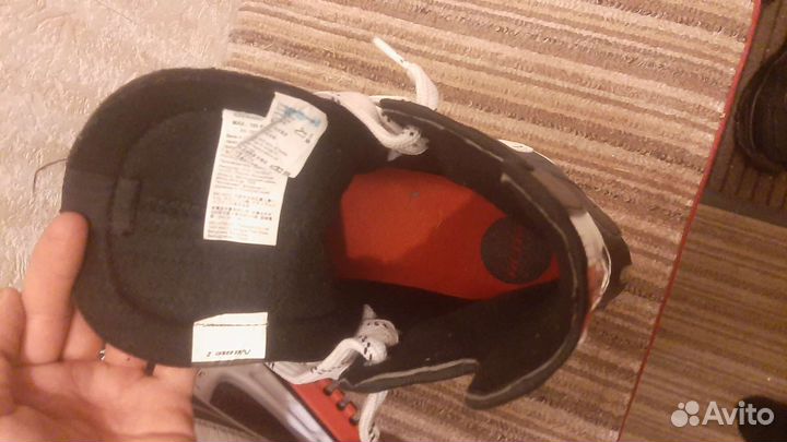 Коньки хоккейные 39 размер новые