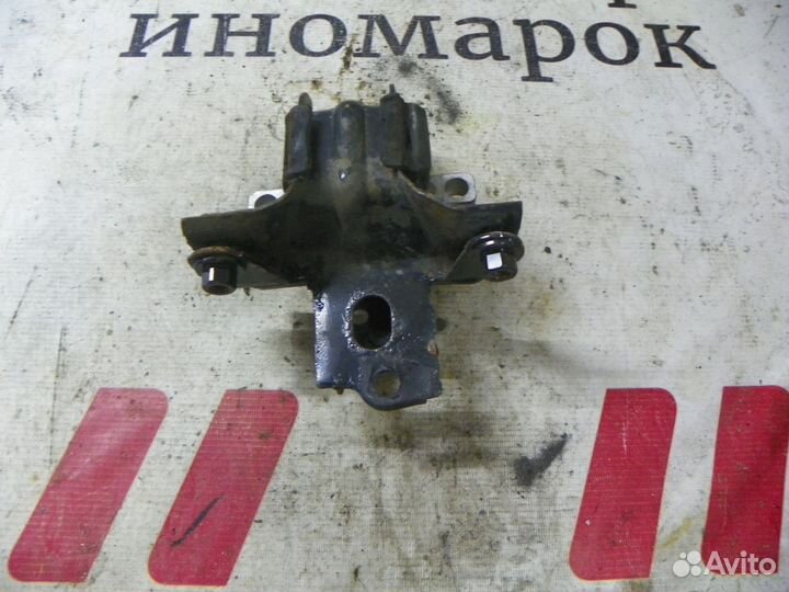 Опора двигателя левая Audi A1 8X (2010—2015)