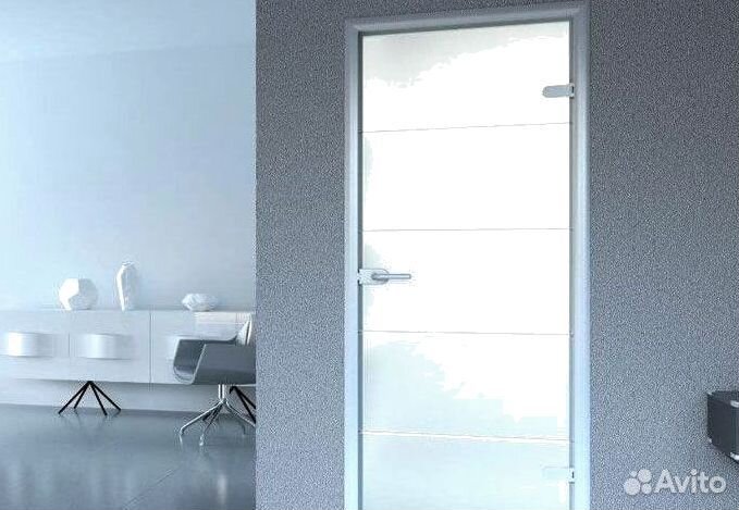 Двери стеклянные межкомнатные
