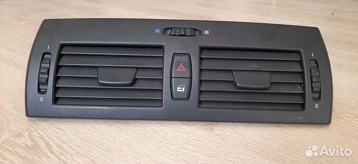 Воздуховод центральный BMW X3 E83