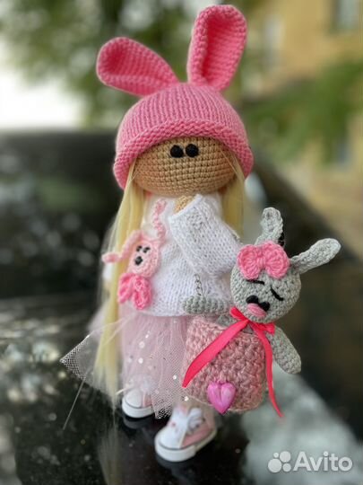 Вязаная интерьерная кукла тильда ручной работы
