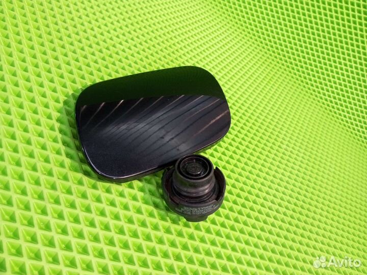 Лючок бензобака Porsche Cayenne 955