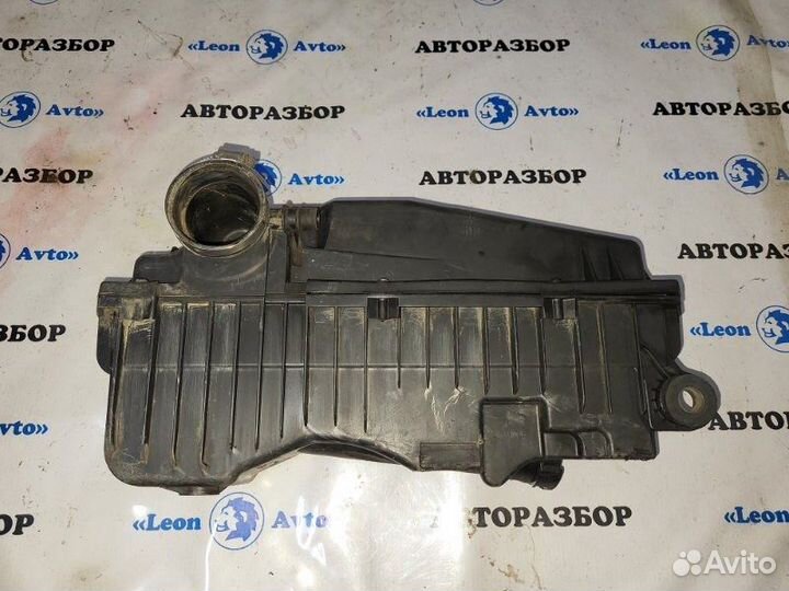 Корпус воздушного фильтра Citroen C4 PSA NFU 2006