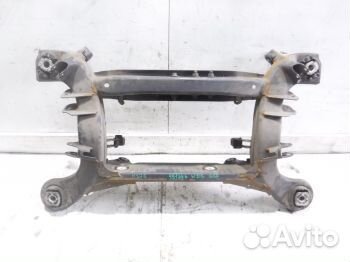 Балка задняя (подрамник)