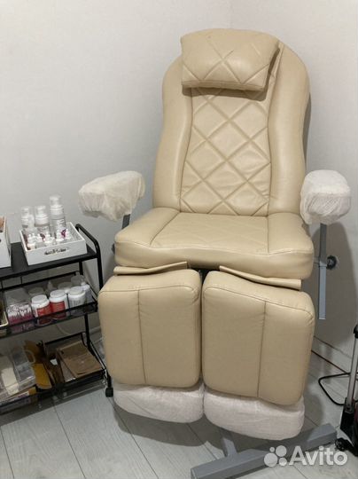Кресло педикюрное на гидравлике