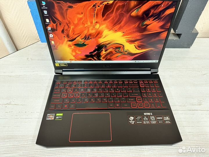 Acer nitro 5 ryzen 5-4600 GTX 1650ti ddr6