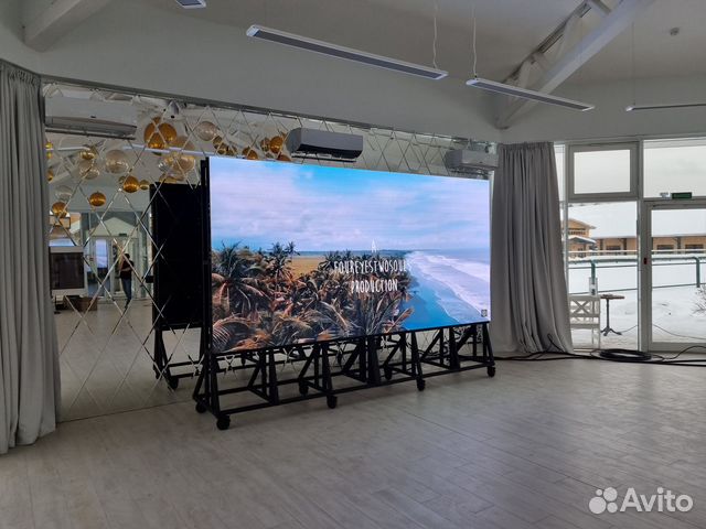 Видеоэкран для улицы и помещения