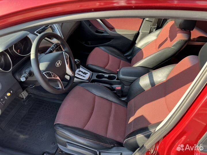 Hyundai Elantra 1.8 AT, 2012, 233 100 км