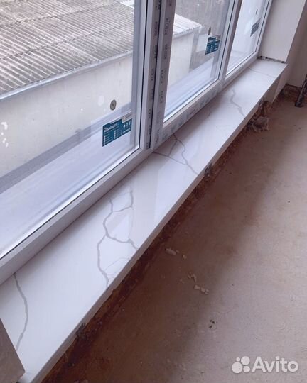 Подоконник из акрилового камня