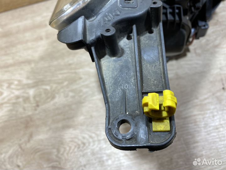 Фара левая Opel Vectra C рест адаптивная 142688