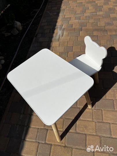 Детский стол и стульчик