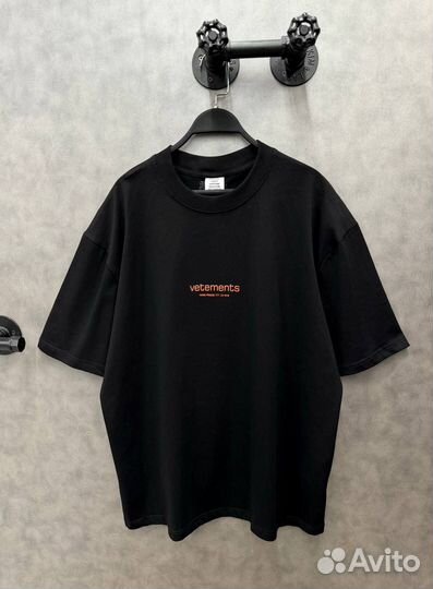 Футболка Vetements оверсайз M L XL мегахит