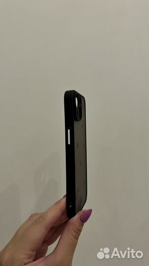 Чехол на iPhone 14