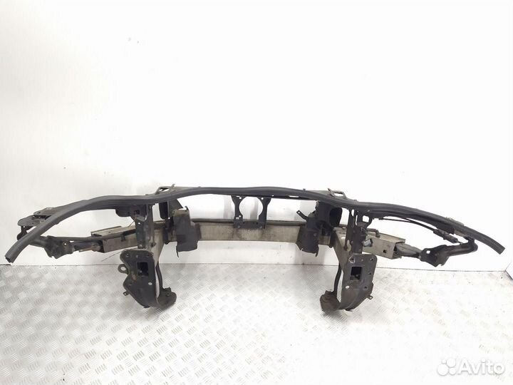 Передняя панель (телевизор) Mercedes-Benz E-Класс