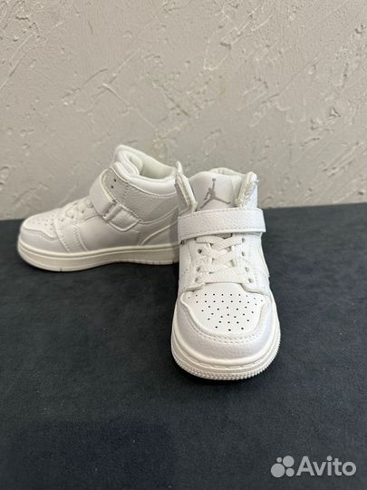 Кроссовки nike air jordan детские 22 23 24 25 26