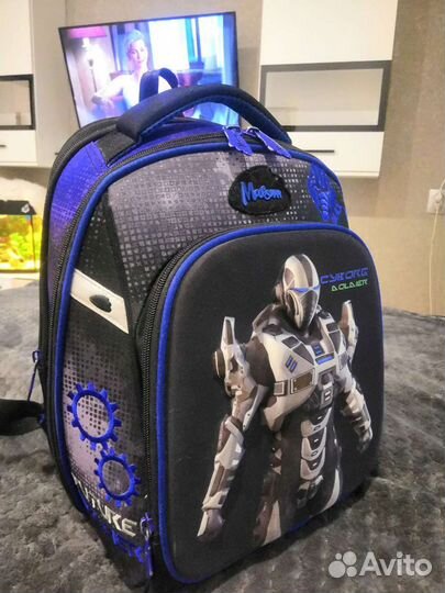 Школьный рюкзак