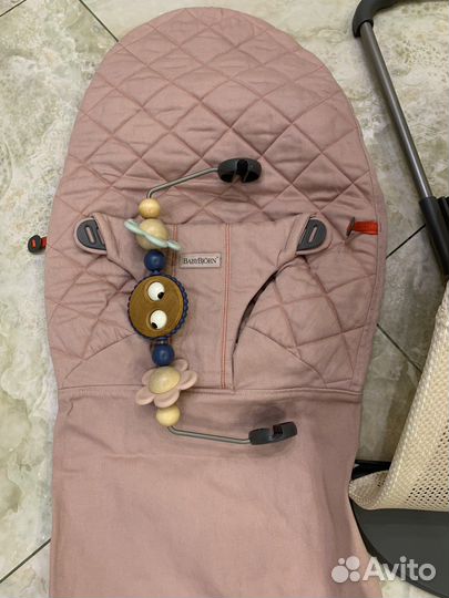 Шезлонг BabyBjorn + аксессуары