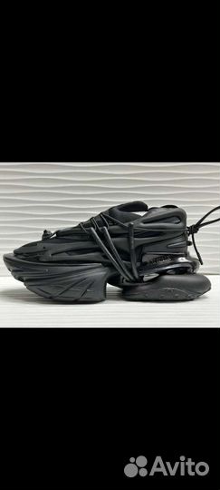 Кроссовки мужские 40 размер новые
