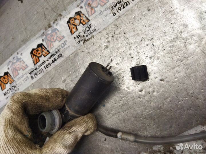 Моторчик омывателя лобового стекла Toyota Corolla