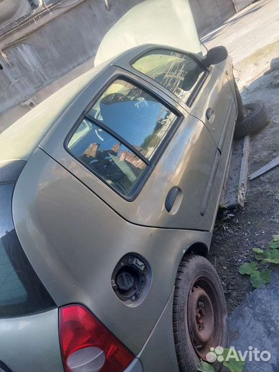 Запчасти на reno cllio