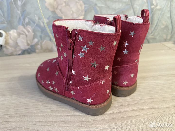 Зимние угги для девочки 24