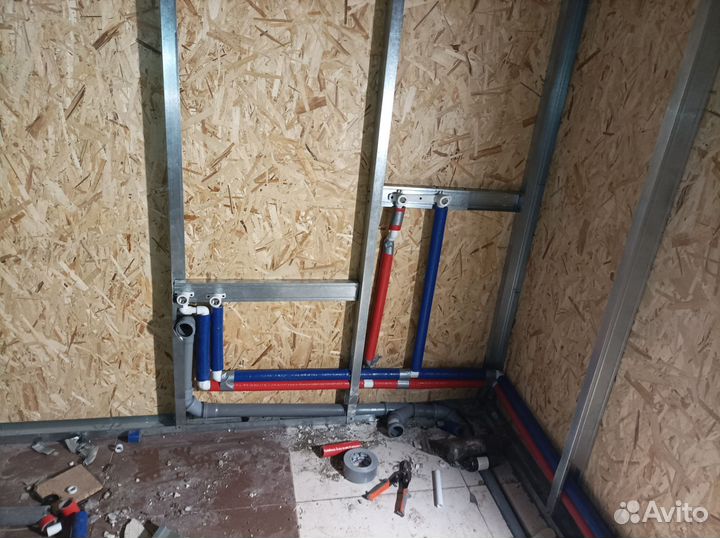 Сантехник а