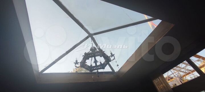 Дом 390 м² на участке 11 сот.