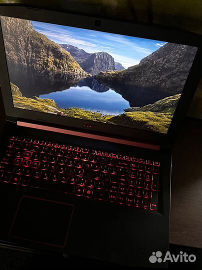 Игровой ноутбук. 16 ядер. Отпечаток пальца. 2022г
