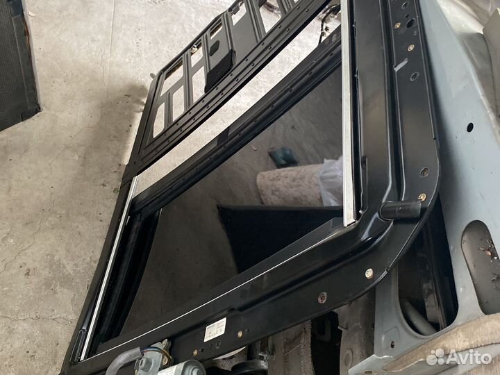 Люк Мерседес W211 S211 E350