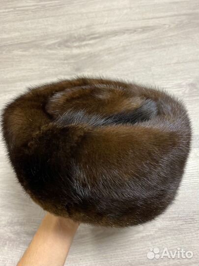 Норковая шапка женская 52