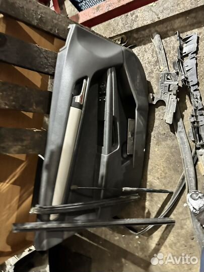 Обшивка дверей Opel Astra H