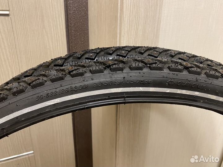 Покрышки шипованные зимние 28