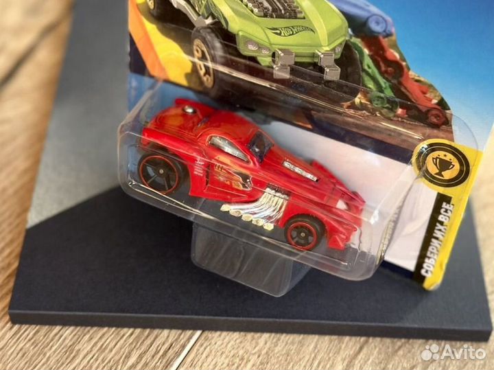 Машинка Hot wheels новая