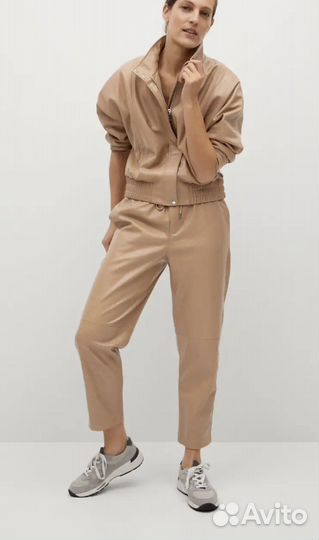 Костюм из эко кожи