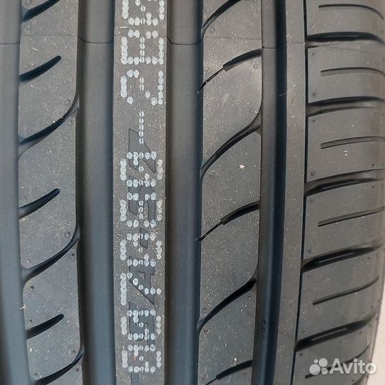 Goodride SA 37 245/40 R19 98Y