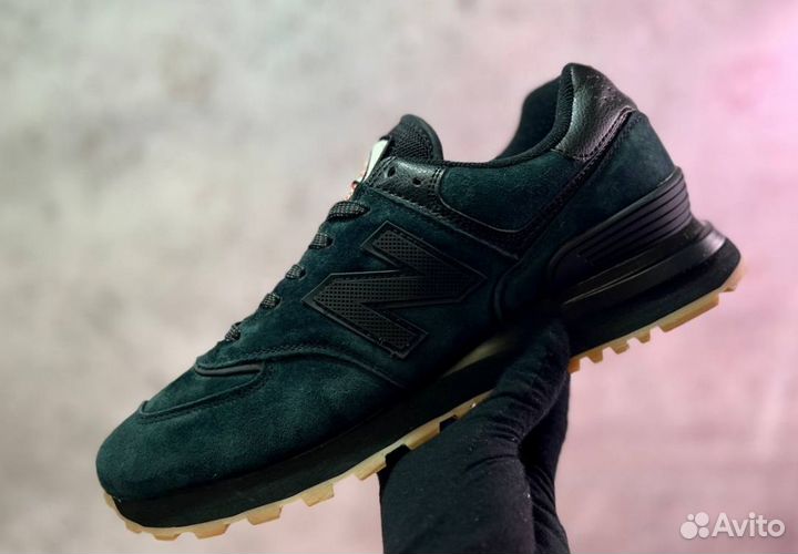 Кроссовки New Balance модные