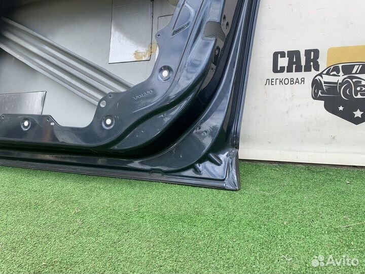 Дверь передняя правая R Volvo XC60