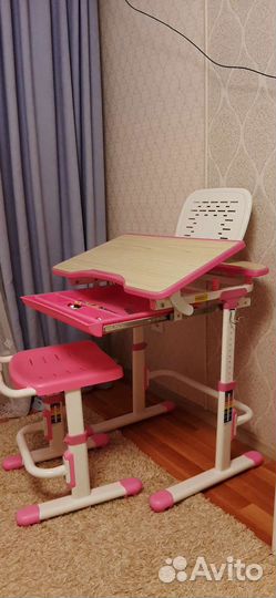 Детский стол и стул для школьника