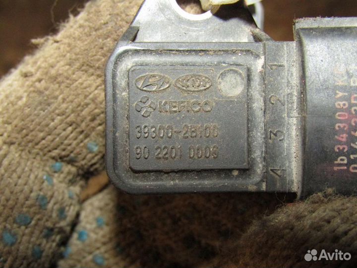 Датчик абсолютного давления i40 2011