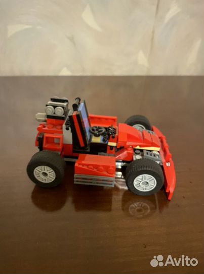 Lego creator 31030