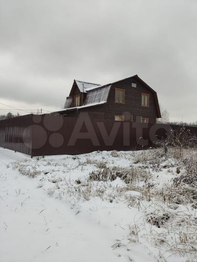 Дом 94 м² на участке 6,5 сот.