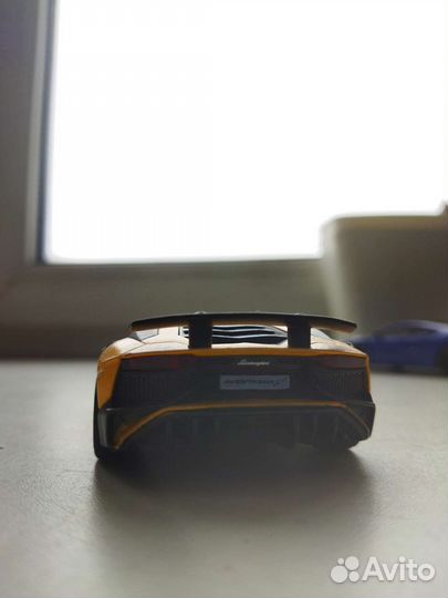 Машинка Lamborghini Aventador 1:38