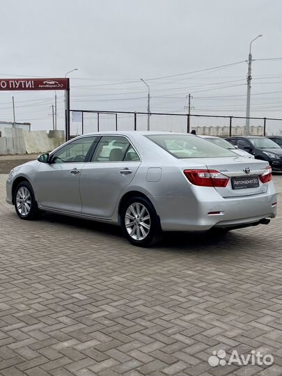 Toyota Camry 2.5 AT, 2011, 130 230 км