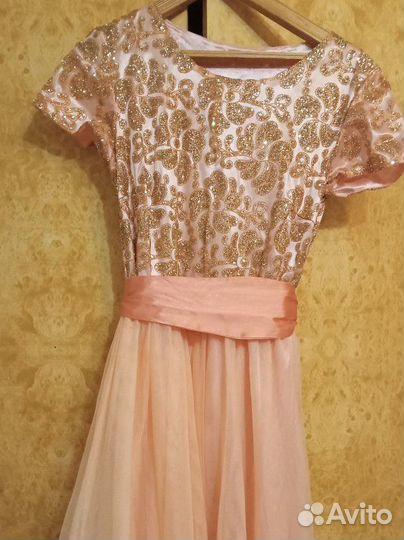 Вечернее платье в пол 42 44