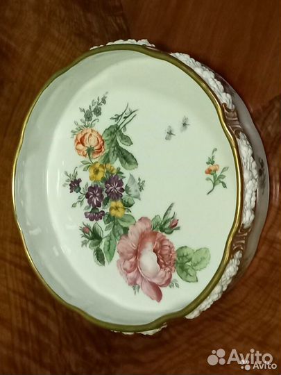 Винтажное фарфоровое блюдо. 1940-е годы