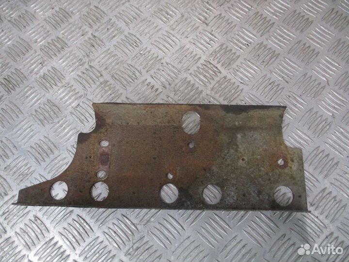 Теплозащитный щиток MAN 51081205276