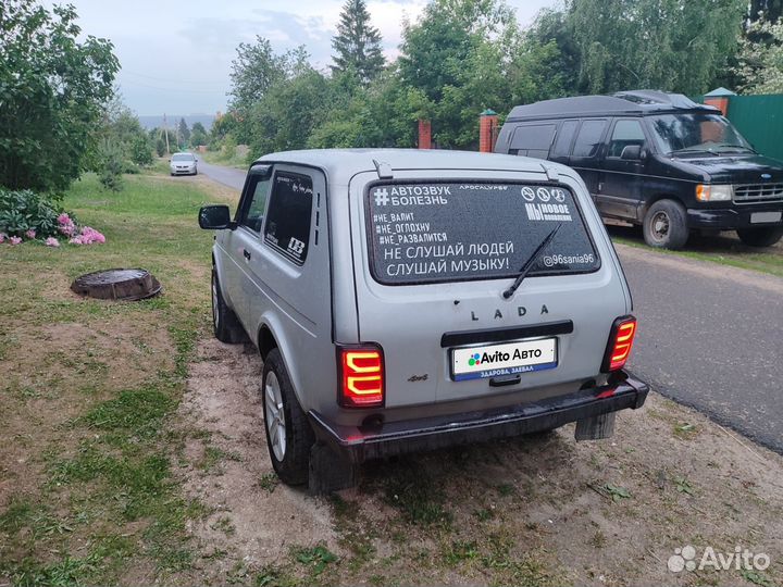 LADA 4x4 (Нива) 1.7 МТ, 2019, 100 000 км