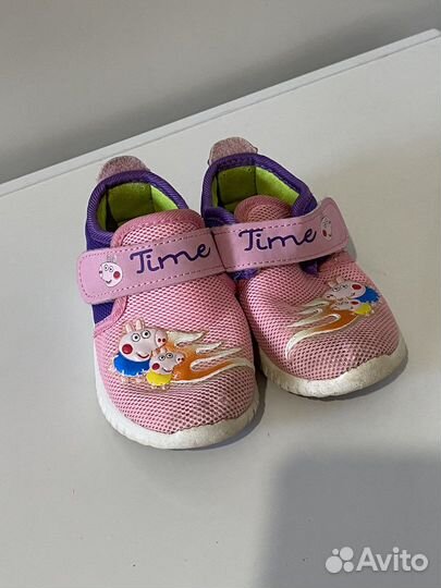 Кроссовки для девочки 26 размер