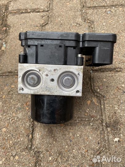 Блок ABS Ford Focus 3