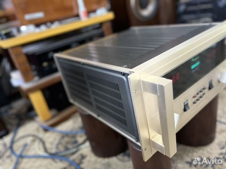 Усилитель мощности Accuphase p600 220вольт